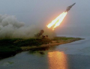 Επιτυχής δοκιμή του υπερ-υπερηχητικού πυραύλου Zircon (φωτό)